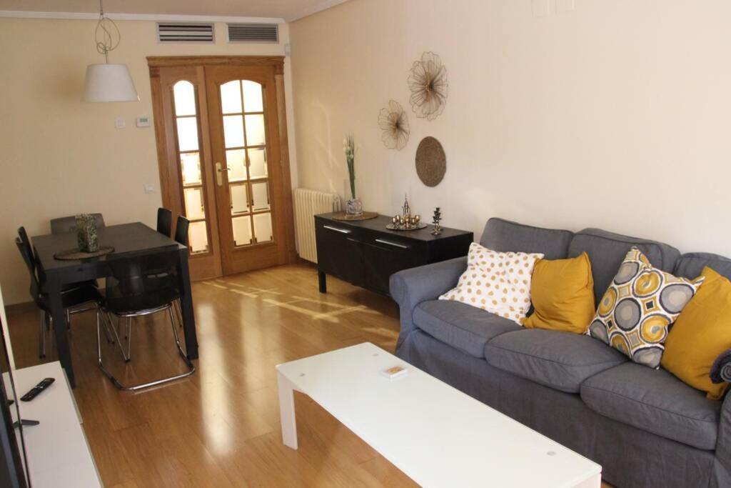Amplio Apartamento Plaza De Toros Saragossa Zewnętrze zdjęcie